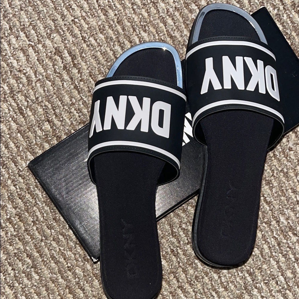DKNY Black and White Logo Slide Sandals- Babez